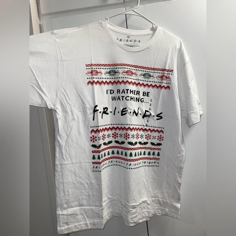 NWT Men’s XL I'd Rather Be Watching Friends Christmas Graphic T-Shirt